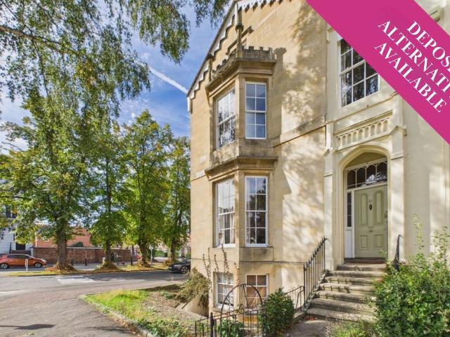 Clarence Square, Cheltenham GL50, 1 bed flat to rent, £975 pcm | PrimeLocation