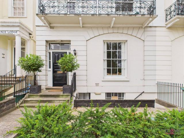 Clarence Square, Cheltenham GL50, 1 bed flat to rent, £1,400 pcm | PrimeLocation
