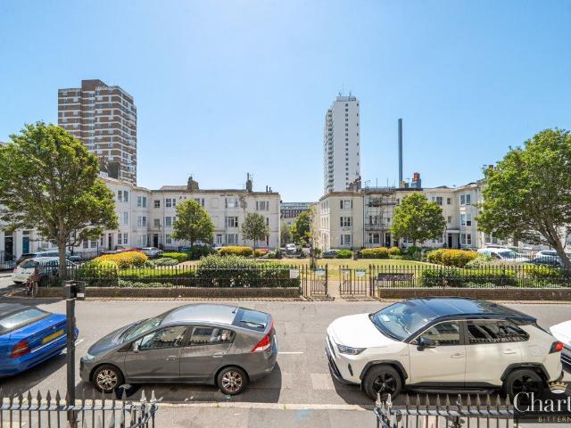Clarence Square, Brighton, East Sussex BN1, 1 bed flat to rent, £1,400 pcm | PrimeLocation
