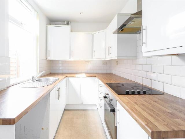Clarence Street, Nuneaton CV11, 3 bed detached house to rent, £1,000 pcm | PrimeLocation