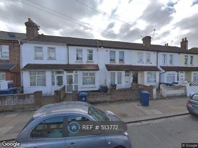 Clarence Street, Southall UB2, 4 bed terraced house to rent, £2,200 pcm | PrimeLocation