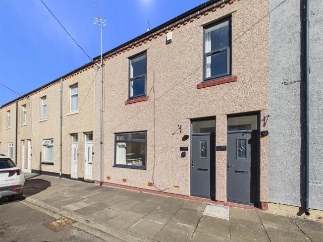 Clarence Street, Seaton Sluice. 2 bed apartment to rent £750 pcm £173 pw