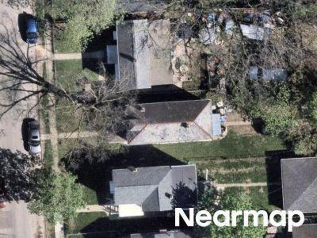 Clarendon Ave