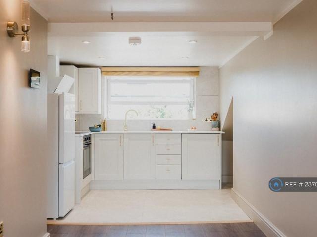 Clarendon Gardens, Ramsgate, CT11 1 bed flat to rent £965 pcm £223 pw