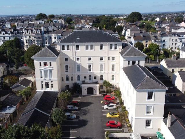 Clarendon House, Stoke PL2, 2 bed flat to rent, £1,000 pcm | PrimeLocation