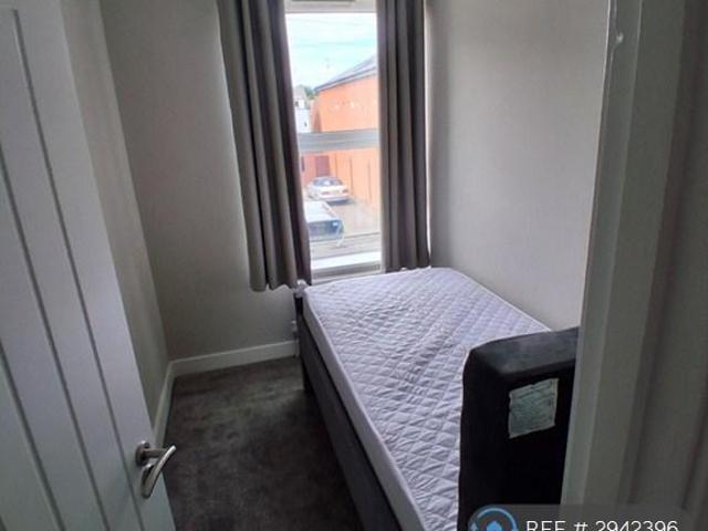 Clarendon St, Wolverhampton, WV3 4 bed terraced house to rent £1,575 pcm £363 pw