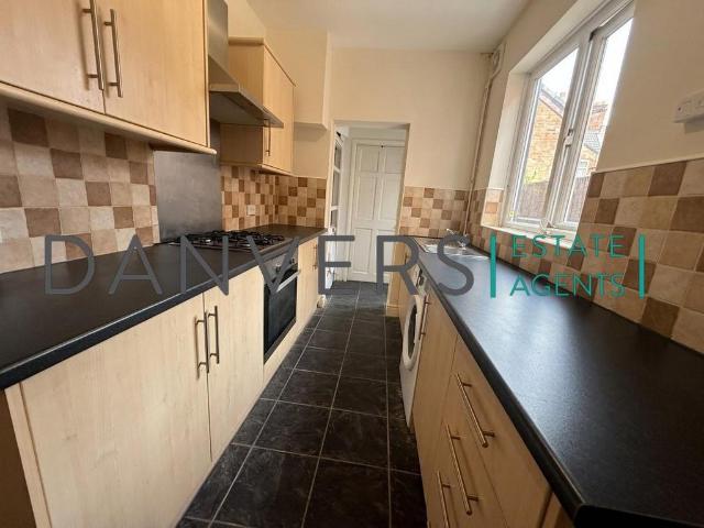 Clarendon Street, Leicester LE2 4 bed terraced house to rent £1,560 pcm £360 pw