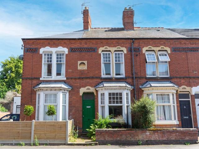 Clarendon Park Road, Clarendon Park, Leicester LE2, 2 bed terraced house to rent, £1,100 pcm | PrimeLocation