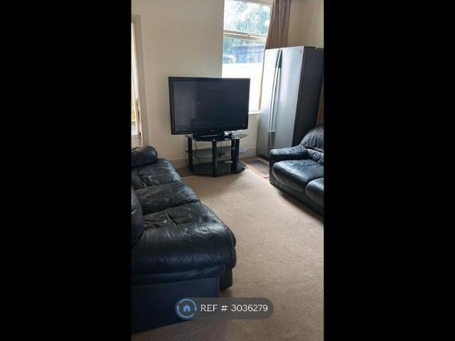 Clarendon Park Road, Leicester LE2, 3 bed terraced house to rent, £1,350 pcm | PrimeLocation