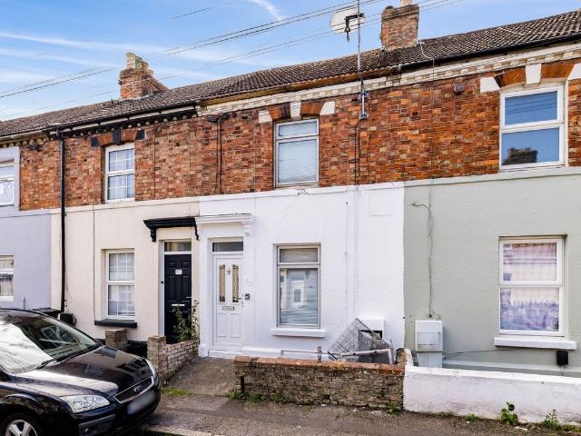 Clarendon Place, Dover CT17, 2 bed terraced house to rent, £1,000 pcm | PrimeLocation