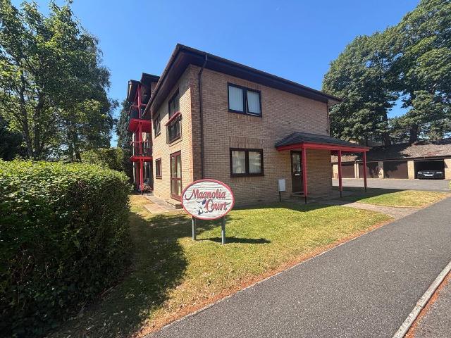 Clarendon Road, Bournemouth BH4, 2 bed flat to rent, £1,365 pcm | PrimeLocation