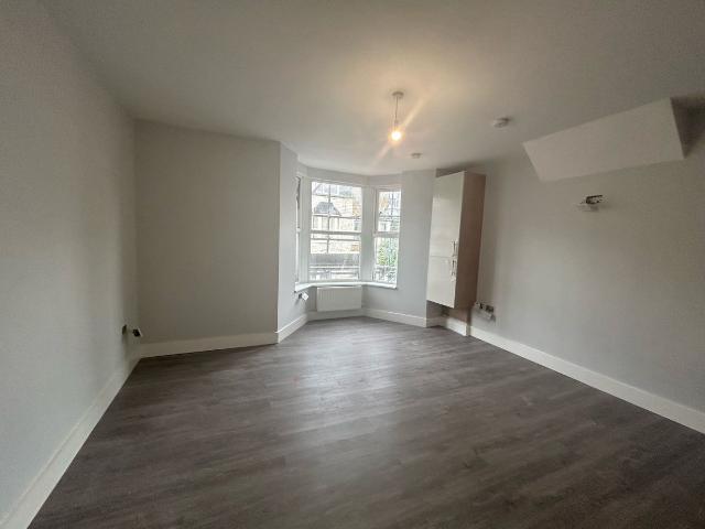 Clarendon Road East, Morecambe LA4, 1 bed flat to rent, £750 pcm | PrimeLocation