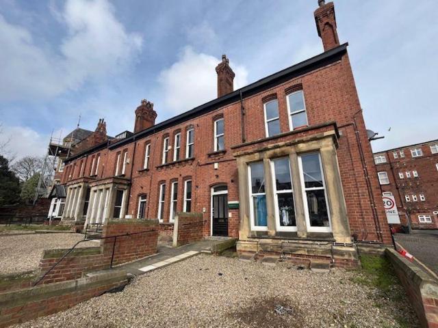 Clarendon Road, Leeds 3 bed flat share to rent £1,287 pcm £297 pw