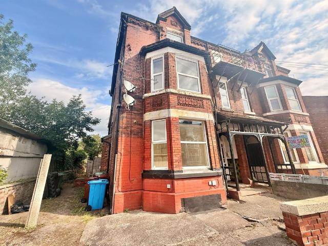Clarendon Road, Manchester M16, 1 bed flat to rent, £800 pcm | PrimeLocation