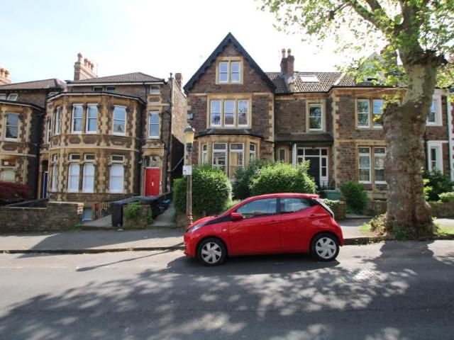 Clarendon Road, Redland, Bristol BS6, 2 bed flat to rent, £1,650 pcm | PrimeLocation