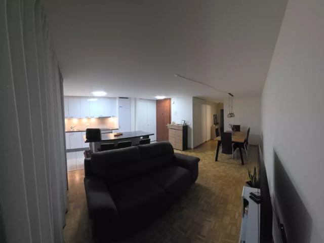 Clarens Chemin de Baugy 3 Appartement de 2 pièces au 1er étage avec balcon