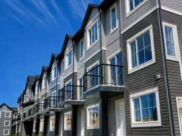 Clareview — 2 Bedroom/1 Bathroom Penthouse