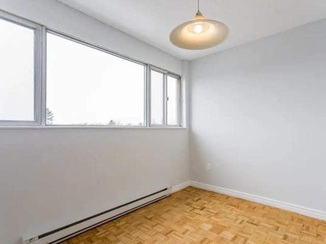 Clark Townhomes — Townhouse 2 bedroom available at 804 Clark Boulevard, Brampton