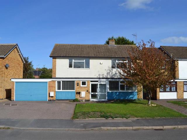 Clarkesdale, Great Easton, Market. 4 bed detached house to rent £1,700 pcm £392 pw