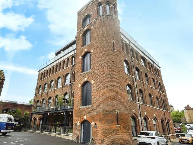 Clarks Mill, Stallard Street 3 bed apartment to rent £1,750 pcm £404 pw