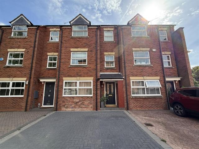 Clarkson Close, Nuneaton CV11, 4 bed terraced house to rent, £1,450 pcm | PrimeLocation