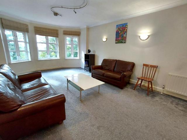 Clarice Court, Hendon, London NW4, 2 bed flat to rent, £2,000 pcm | PrimeLocation