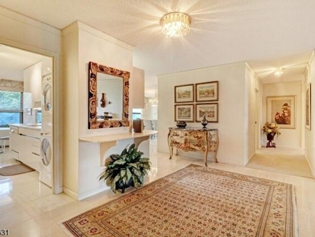 Claridge Dr Apt Hw, Verona, Condo For Sale