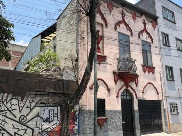 Clasica casa en Santa Maria la Rivera con 300m2 de terreno