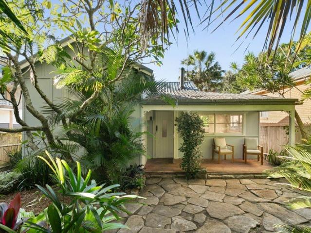 Classic Narrabeen Cottage in a Coveted Lifestyle Location