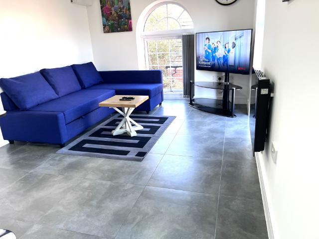 Classic Nest+Sleeps6+Free WiFi +Free Parking Has an Apartment