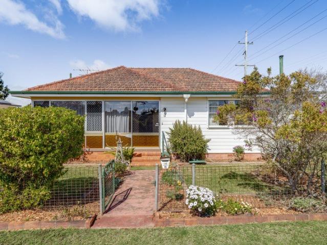 Classic Newtown with Loads of Potential