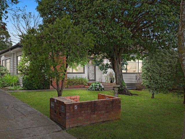 Classic outside, modern and easy inside