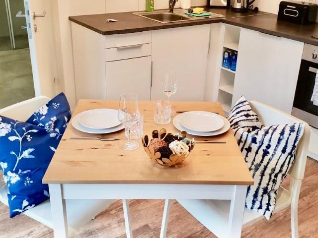 Classic Apartments Apartment 1, Kaiserslautern Amsterdam Apartments for Rent