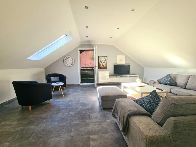 Classic Apartments Apartment 6, Kaiserslautern Amsterdam Apartments for Rent