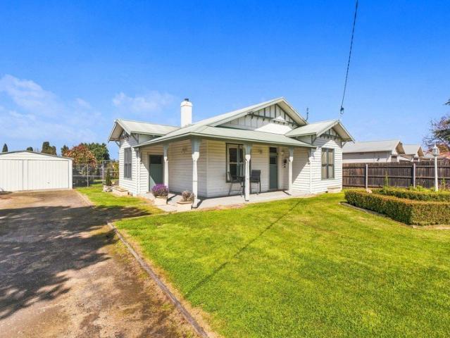 Classic Appeal with Room to Enjoy
