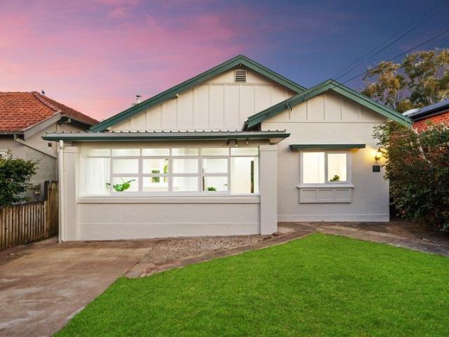 Classic Bungalow Appeal in Prized North Willoughby Address