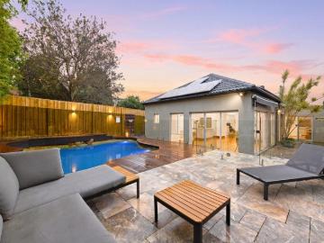 Classic Beachside Bungalow with Family Flexibility & Future Potential