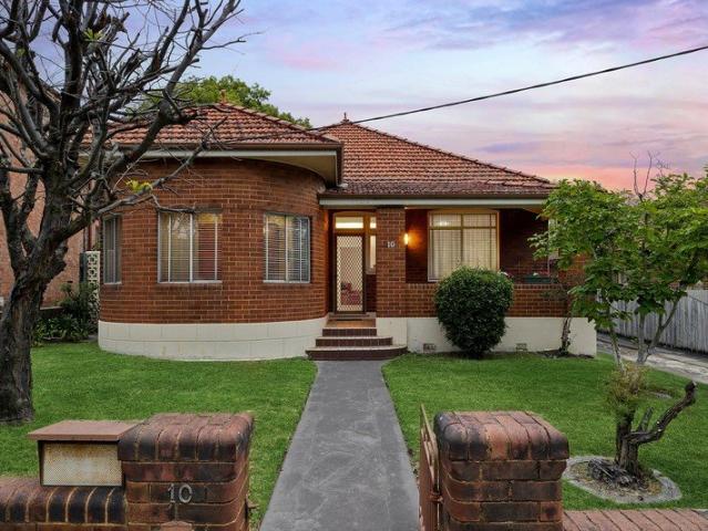 Classic brick home in cherished parkside address