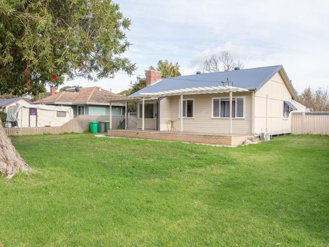 Classic Capel cottage