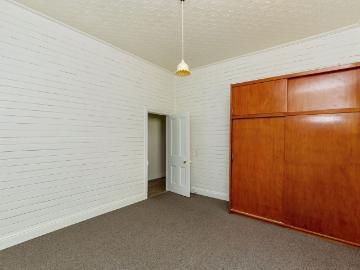 CLASSIC CENTRAL PROPERTY!