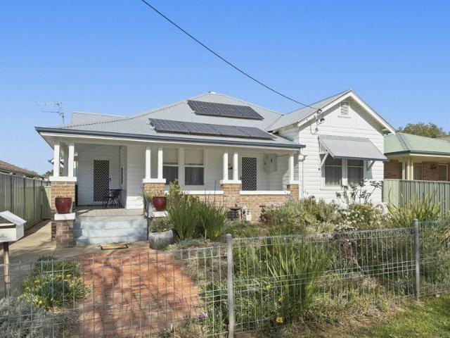 Classic Character, Flexible Living & A Prime Location