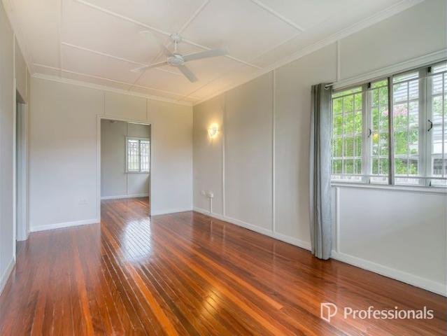 Classic Character Home on 802m² in Everton Park