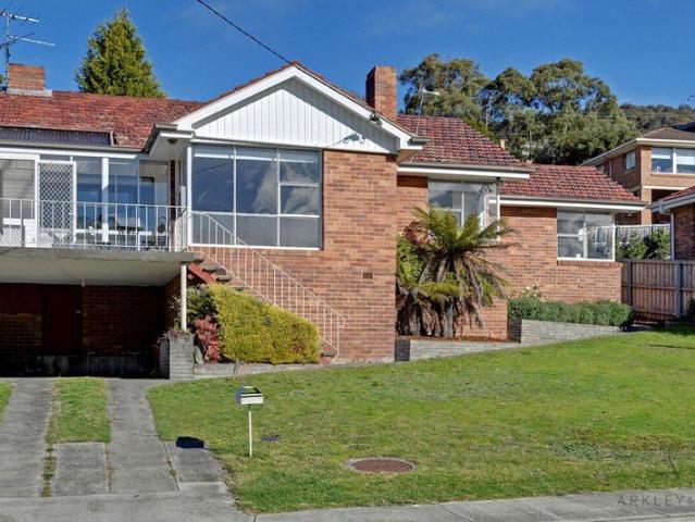 Classic Character, Modern Comfort and a Standout New Kitchen