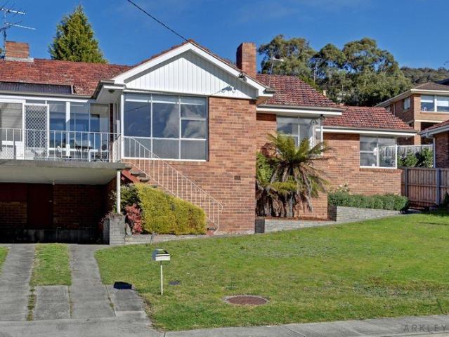 Classic Character, Modern Comfort and a Standout New Kitchen