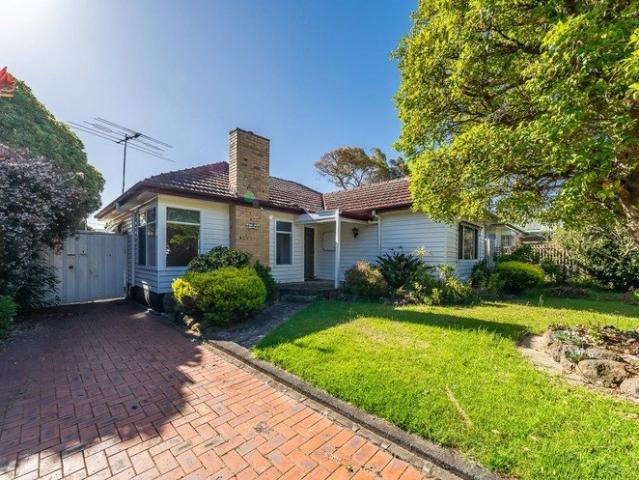 Classic Character & Parkside Living in a Prime Location