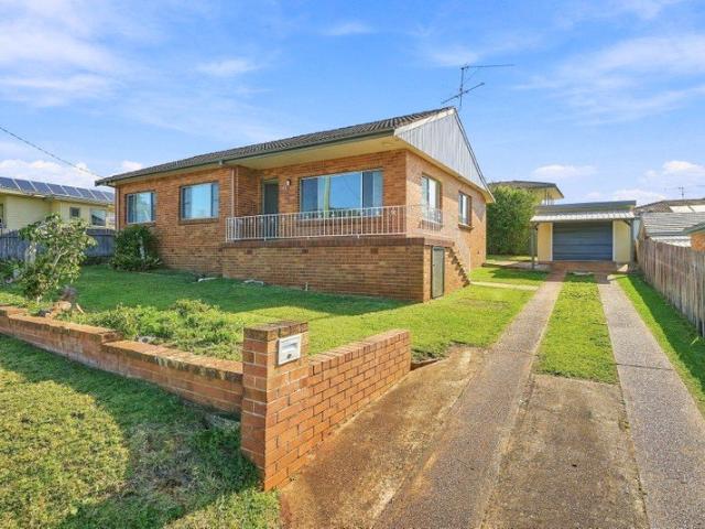 Classic Charm On A Generous 632sqm Block