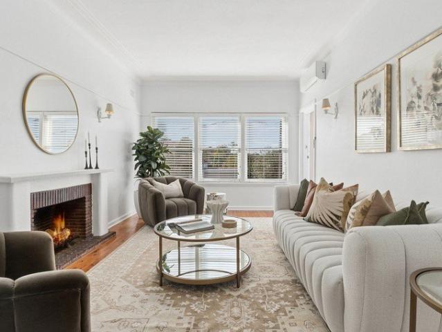 Classic Charm and Sunshine Appeal
