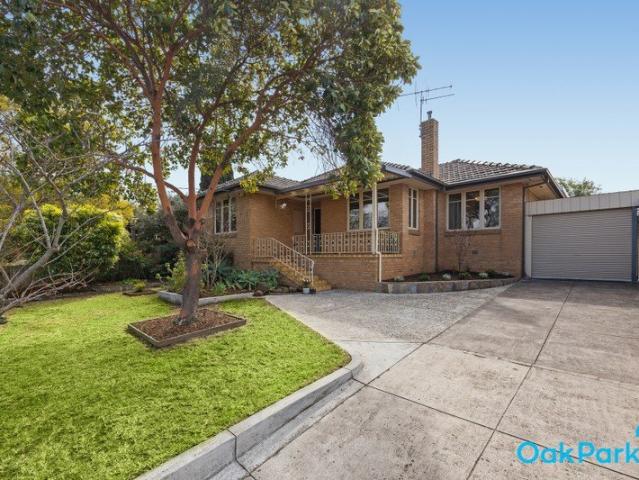 'Classic Charm, City Views & Outstanding Oak Park Potential' Private Sale By Negotiation