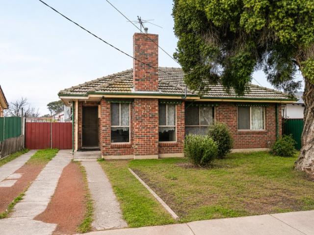 Classic Charm, Endless Potential on a Generous Family Allotment