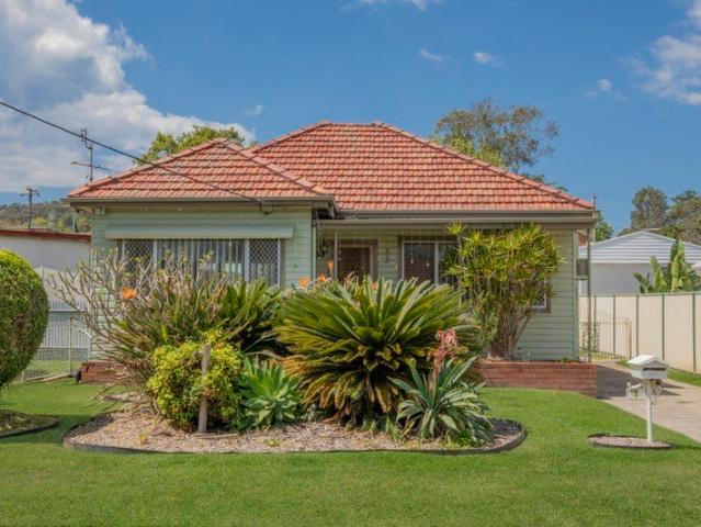 Classic Charm, Endless Potential in the Heart of Speers Point
